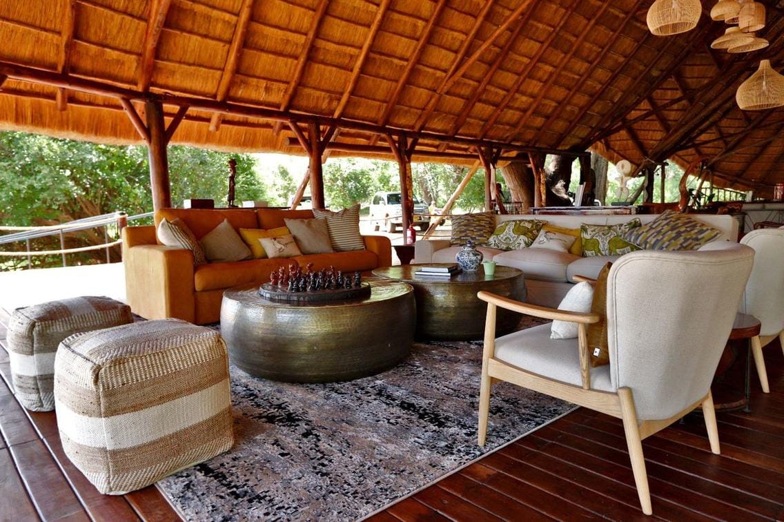 Mana Pools Safari Lodge